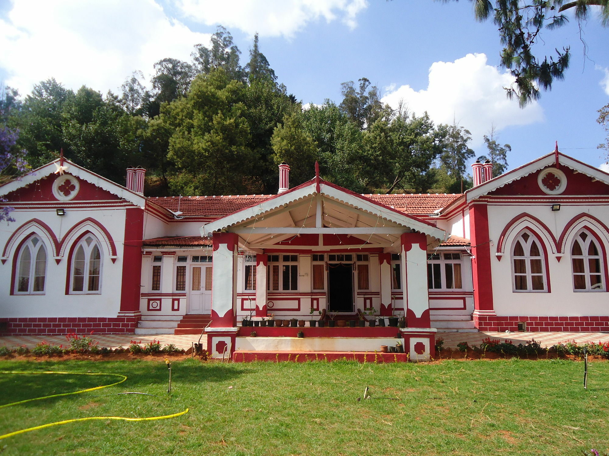 Itsy By Treebo - Rosefield Heritage Hotel Ooty Exterior photo